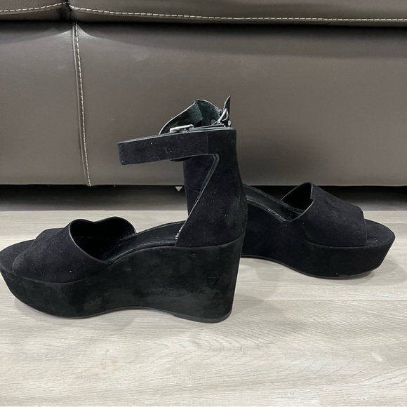 Vince Camuto Black Suede Heels Wedges Open Toe Ankle Strap 8.5 - Picture 3 of 10